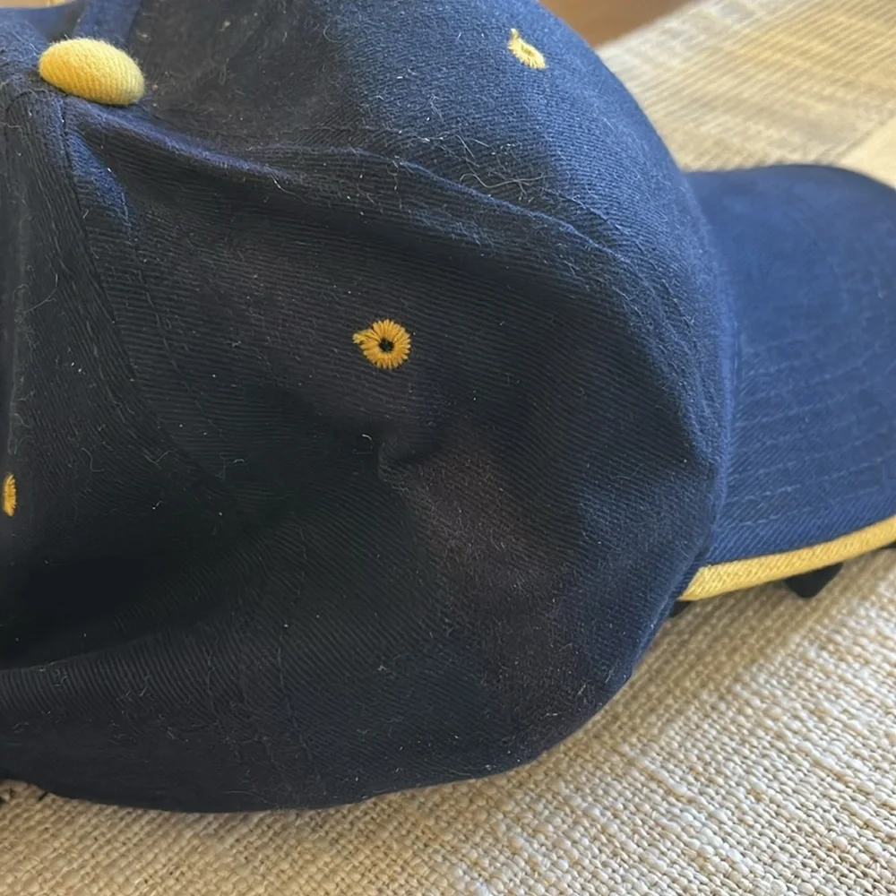 Notes Dame Fighting Irish blue ball cap with tags One Size - Picture 3 of 7